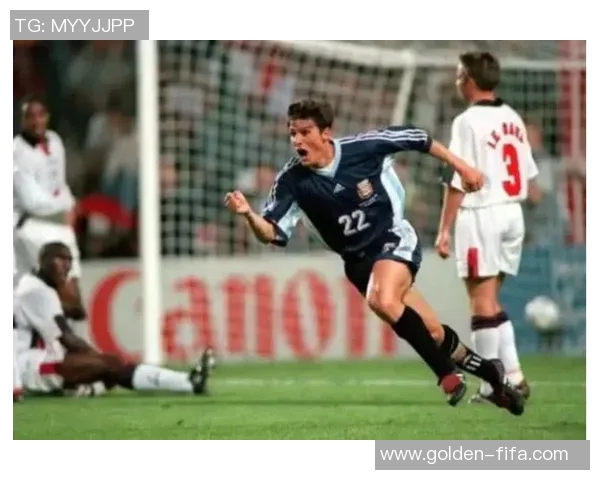 天下足球萨内蒂解说词深度解析与精彩瞬间回顾 天下足球萨内蒂解说词深度解析与精彩瞬间回顾